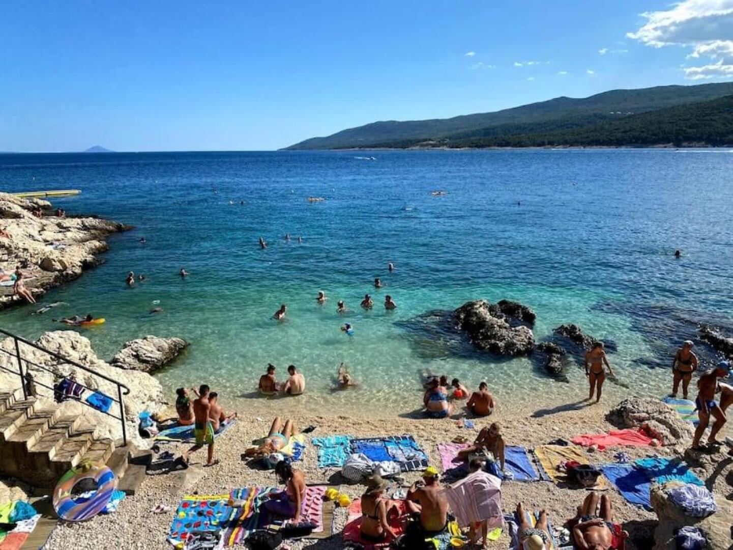 Studio Vesna with a terrace and sea view