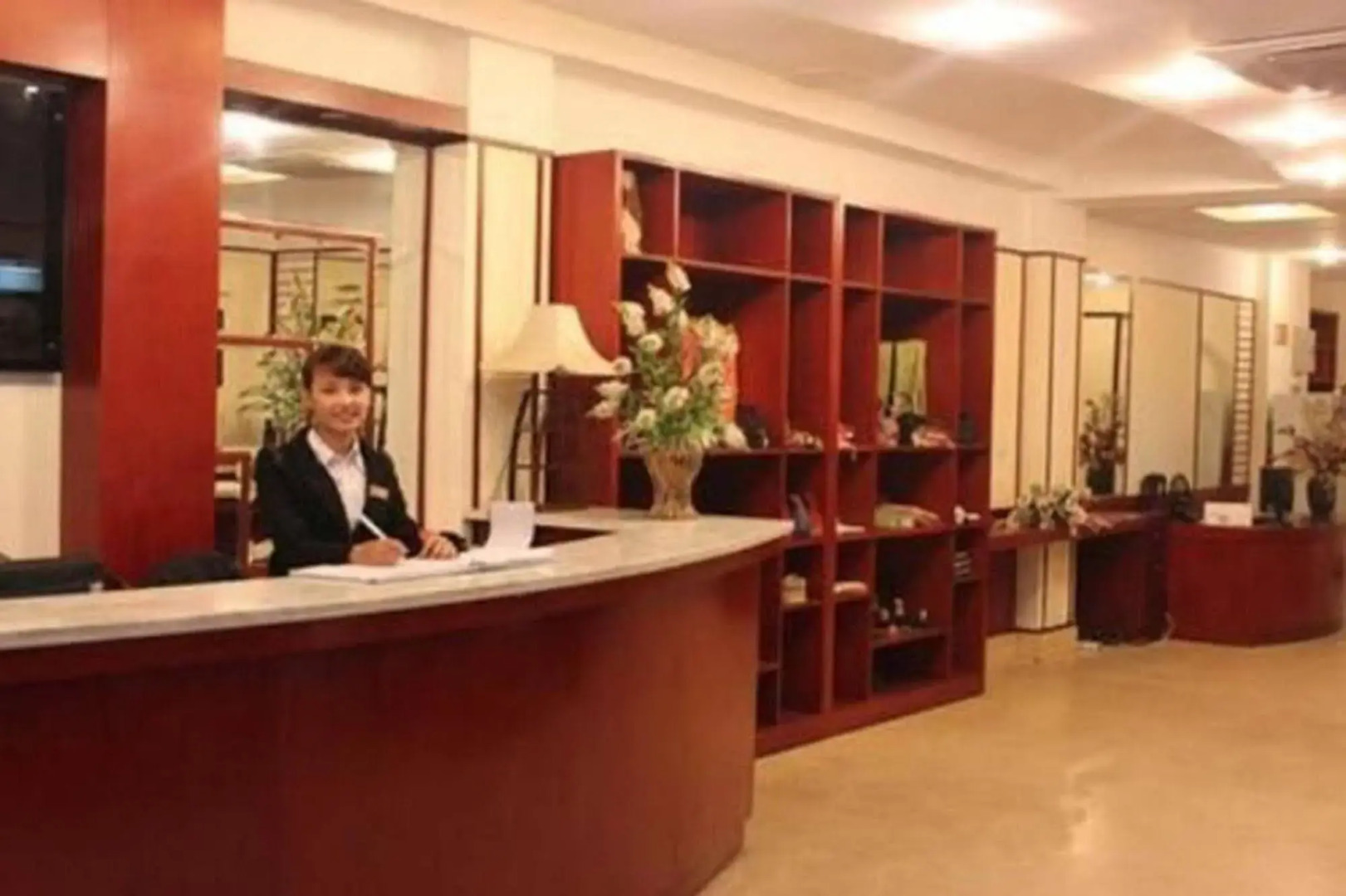 A25 Hotel - 46 Chau Long