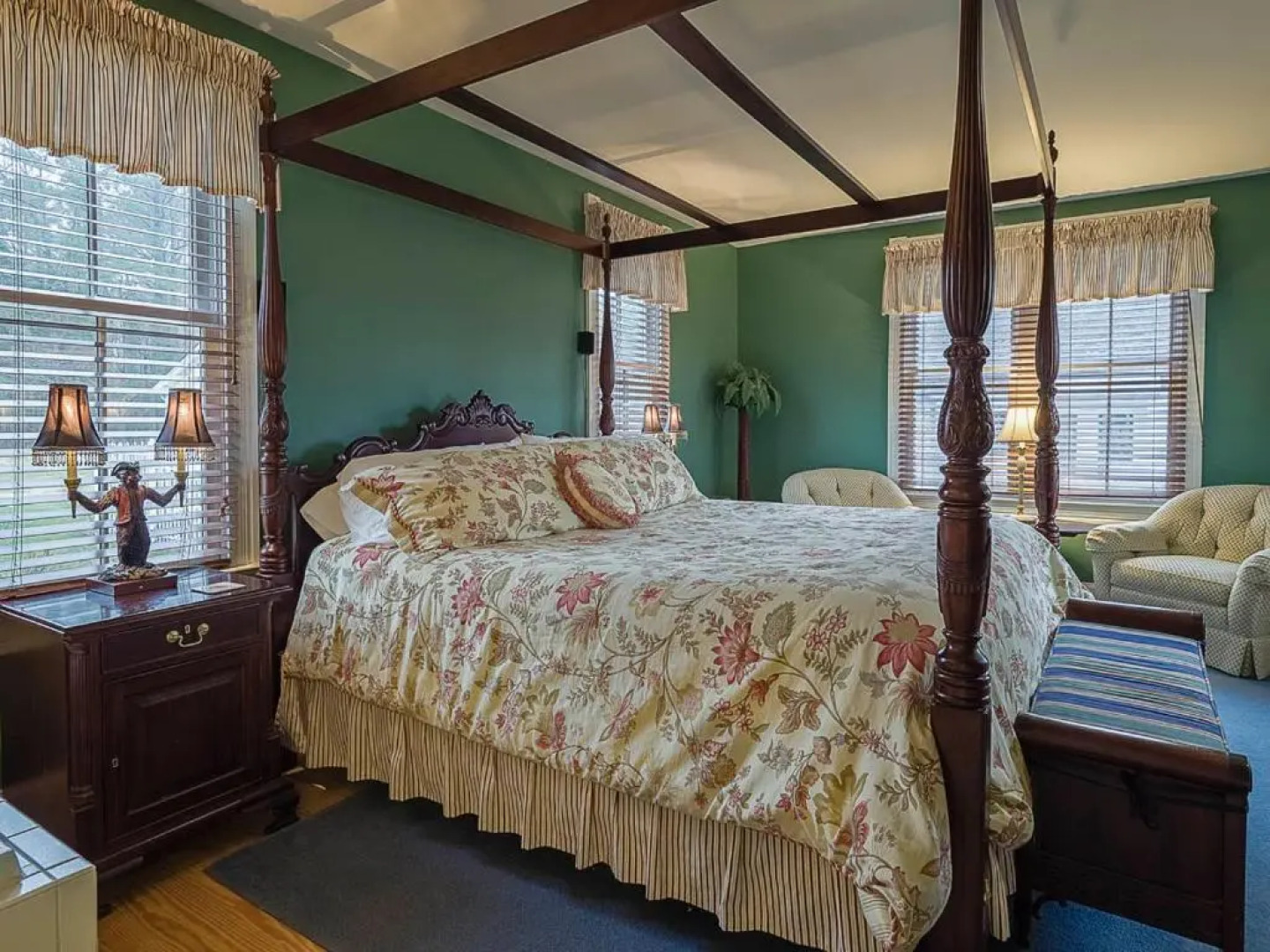 George Brooks House B&B