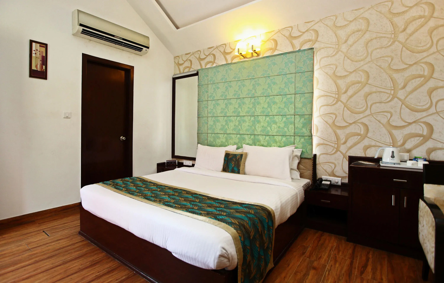 Hunky Dory Resort
