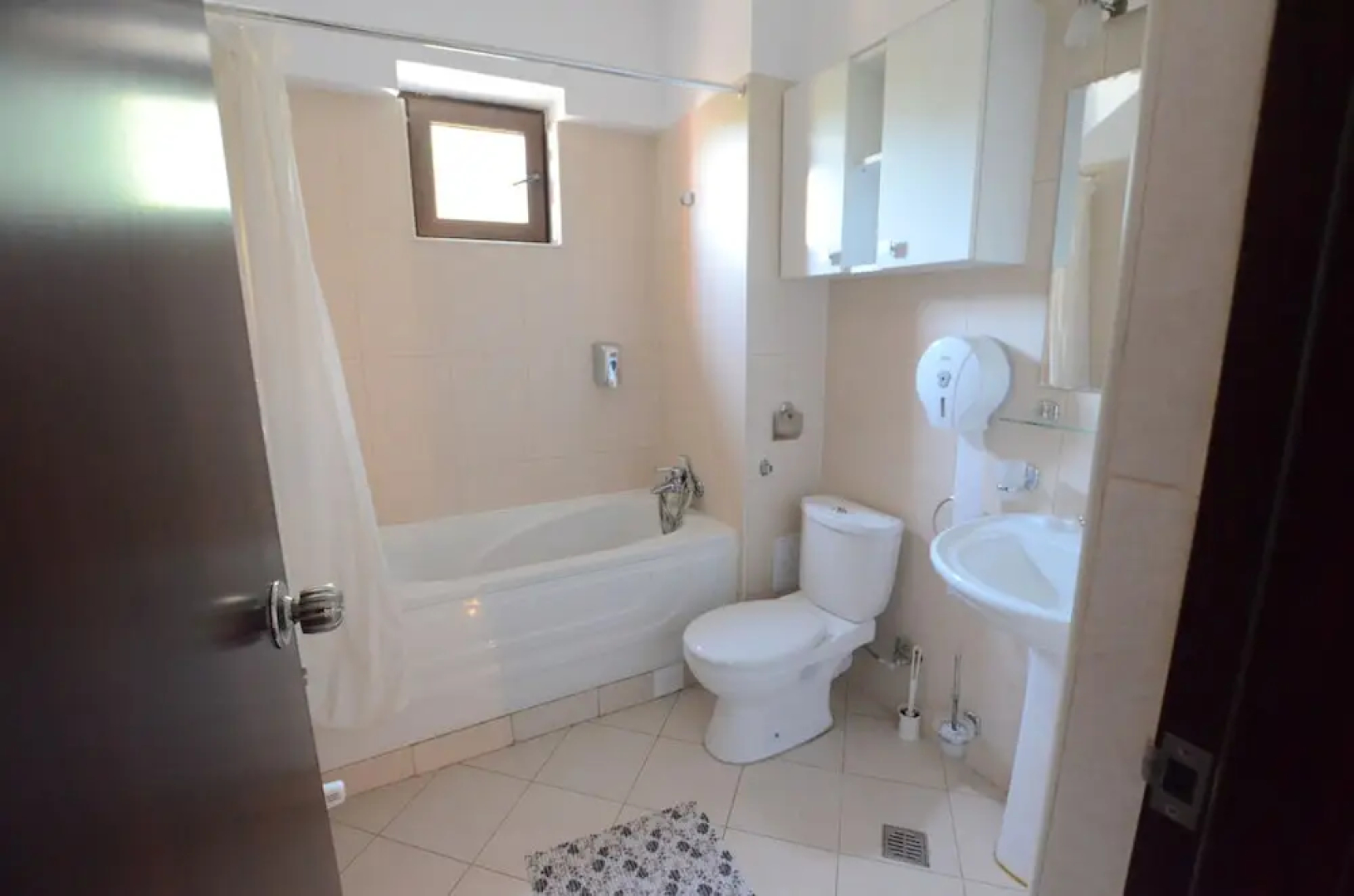 Divan Residence Apartments