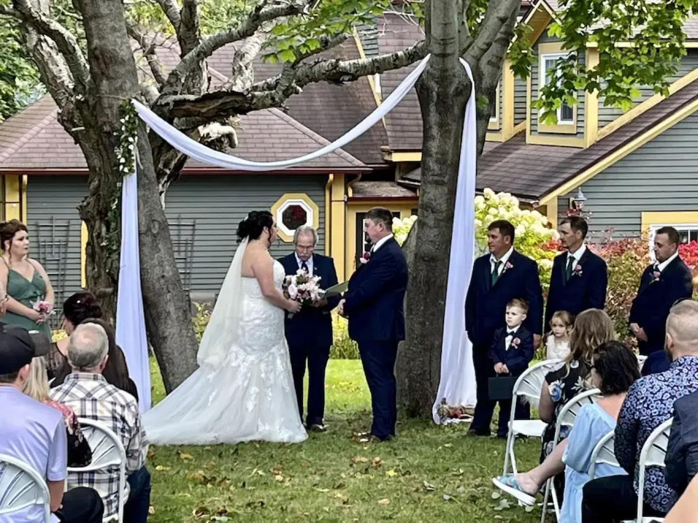 Belle View Manor Inn