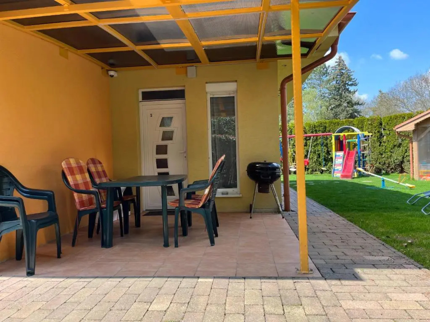 Villa Gracia Patince