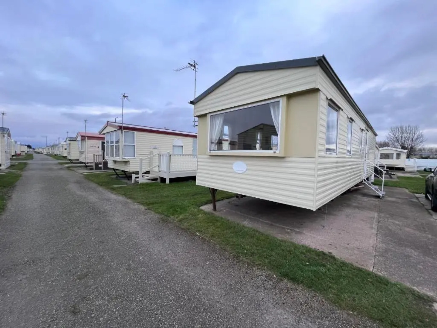 3 Bed Caravan, 8 Berth, Pet Friendly, Parking