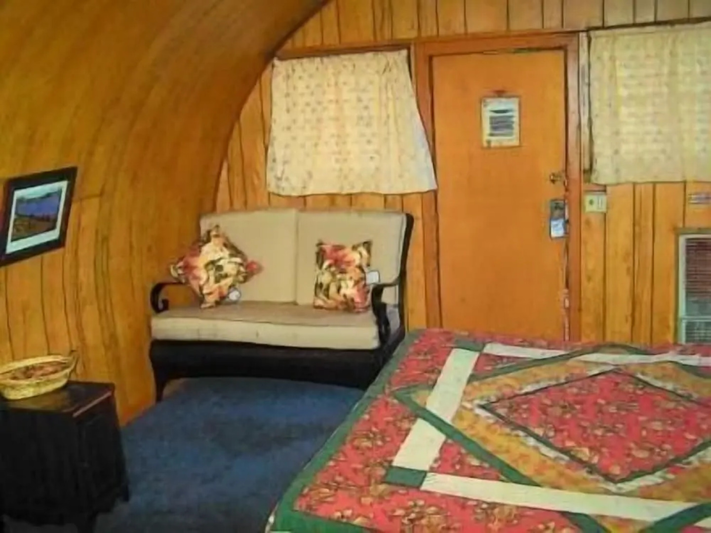 Golden Bear Cottages