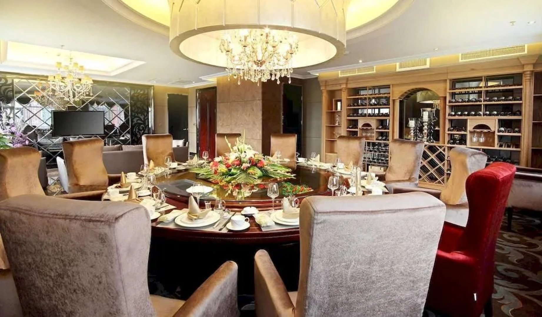 Puyang Yuehua International Hotel