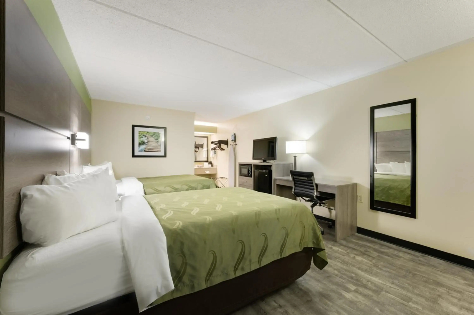 Quality Inn Airport - Southeast