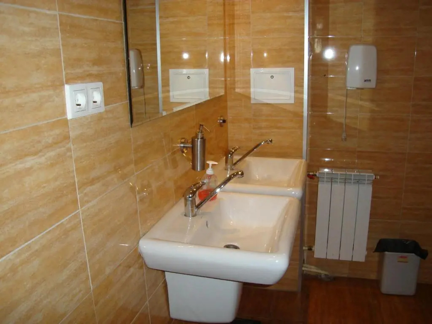 Noclegi-Zajazd"Mieszko"