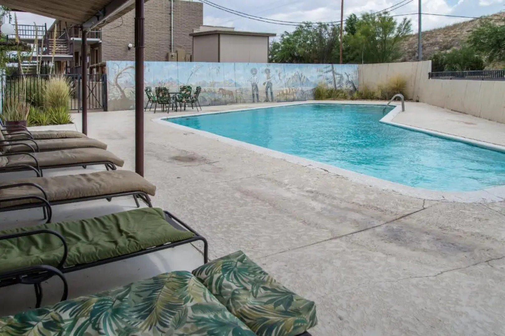 Landmark Lookout Lodge