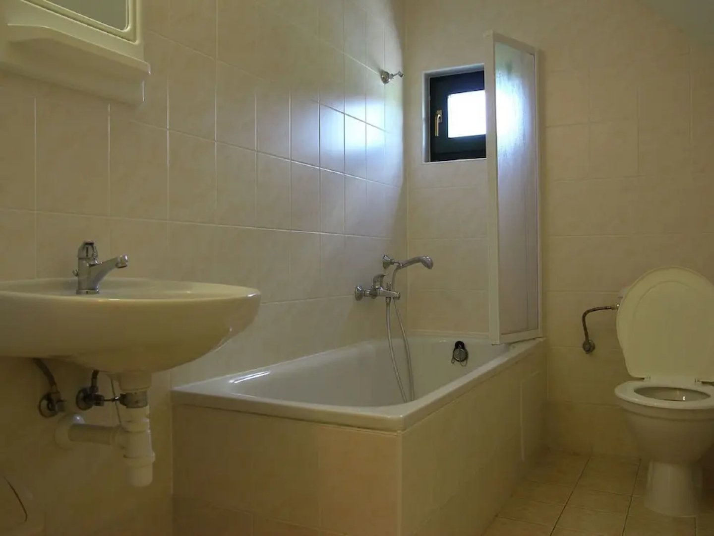 Detached Holiday Home With Veranda Near Cerny Dul