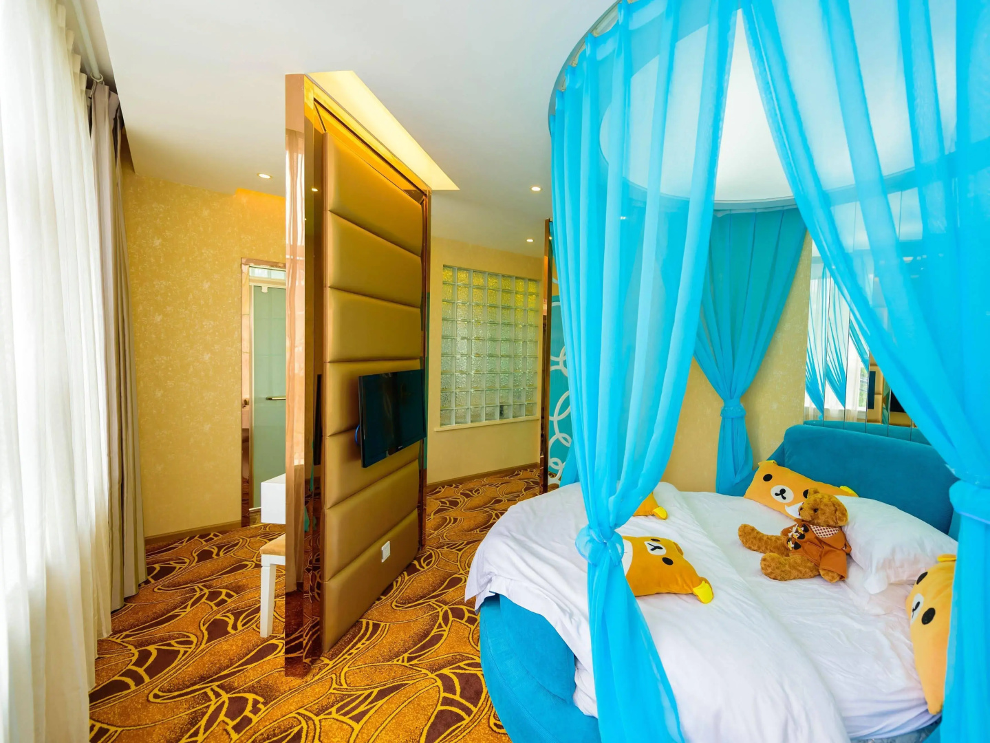 Teddy Bear Hotel