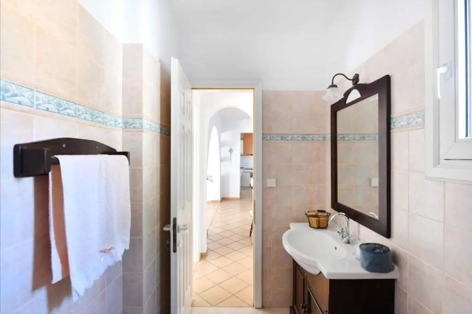 Villa Blue & White at Golden Beach