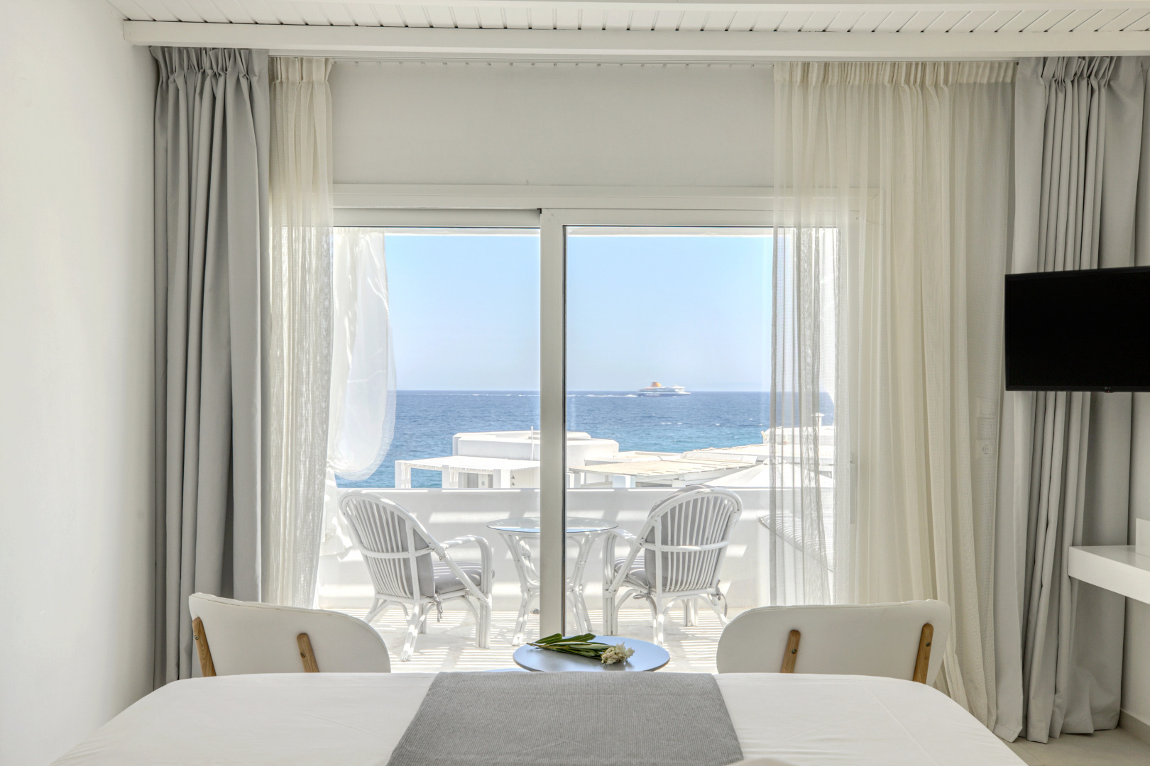 Minois Village Boutique Suites & Spa