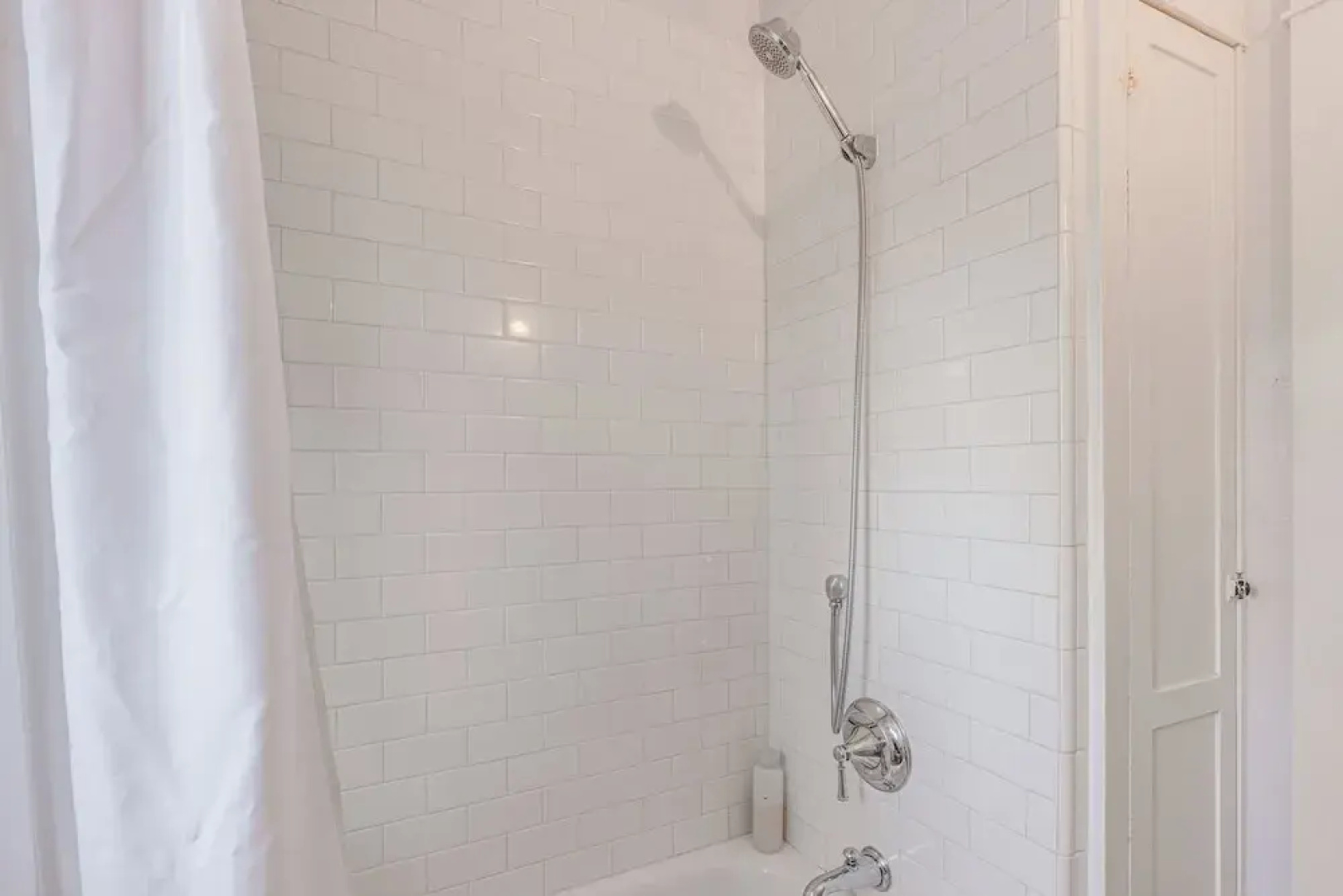 Dog-friendly 'columbia Cottage' in Hood River!