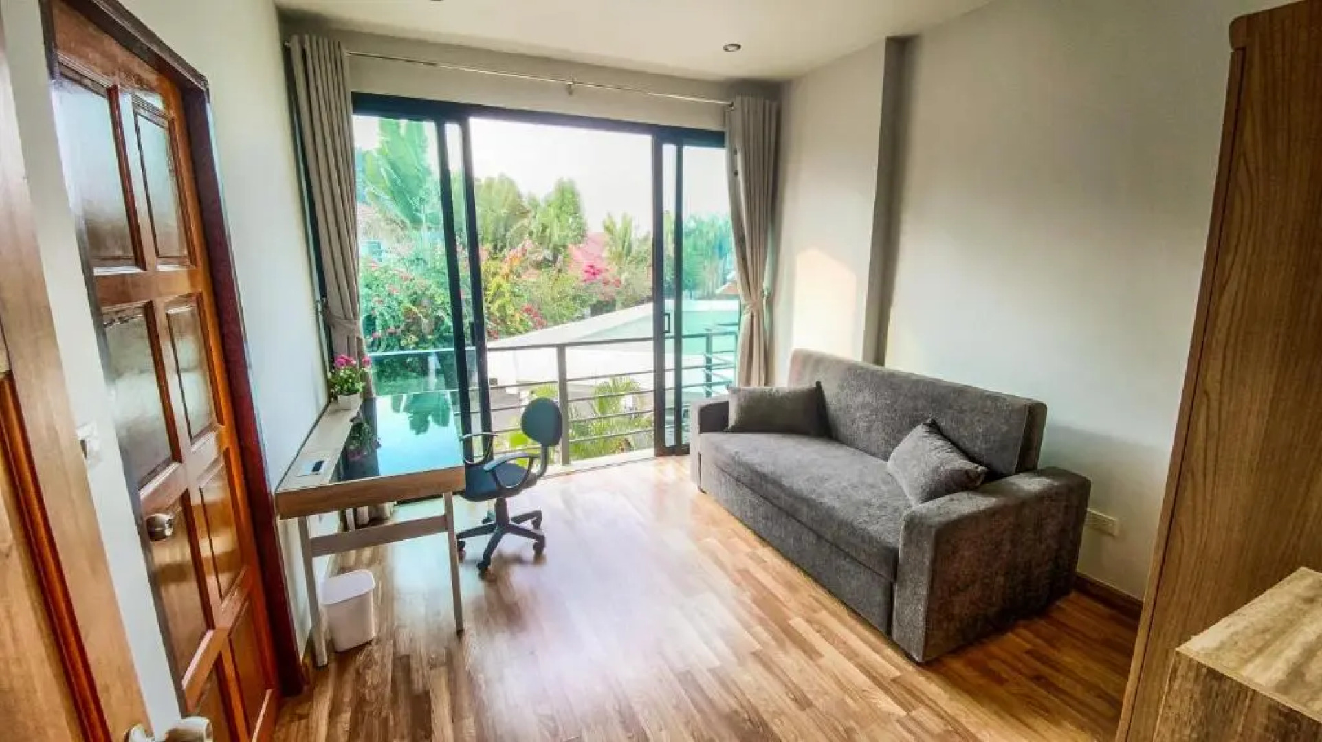 Sunrise Villa Resort