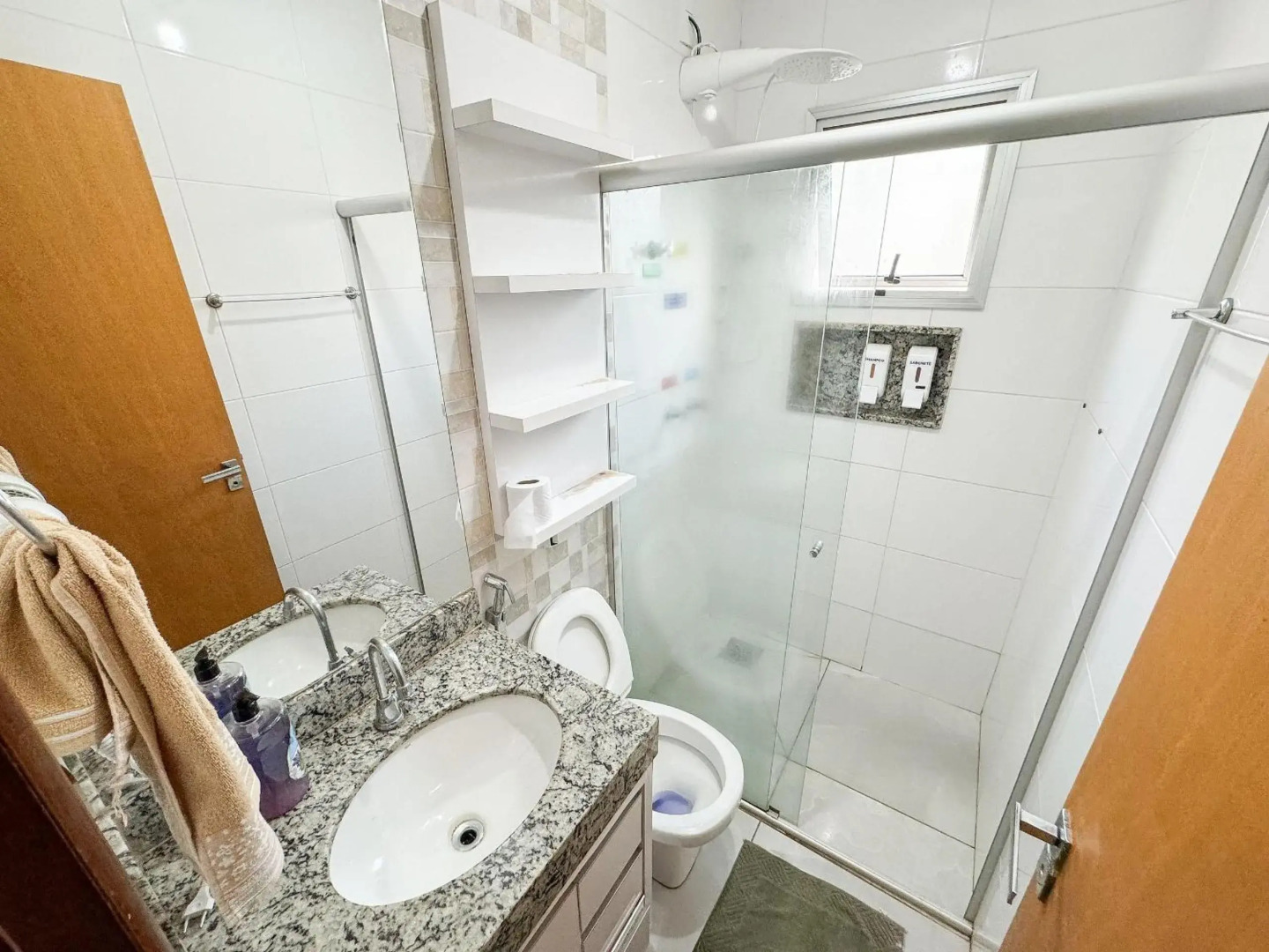 207- APARTAMENTO de 2 QUARTOS para até 5 HÓSPEDES