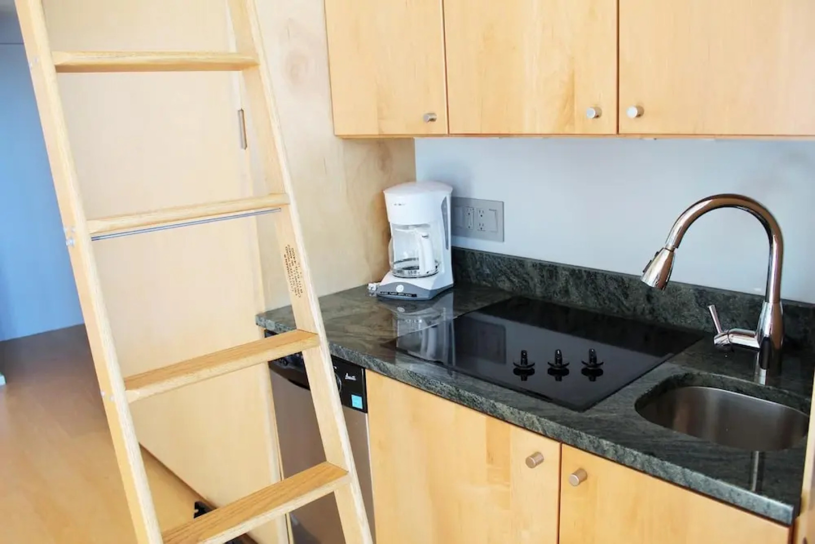 Gulls Ledge - Four Bedroom Home