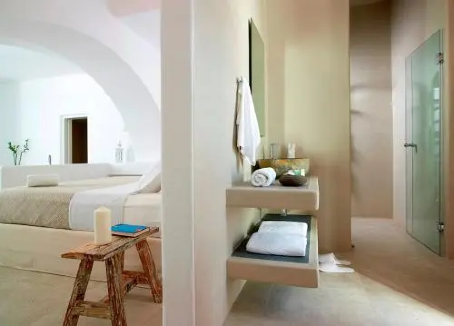 Unique Milos Suites
