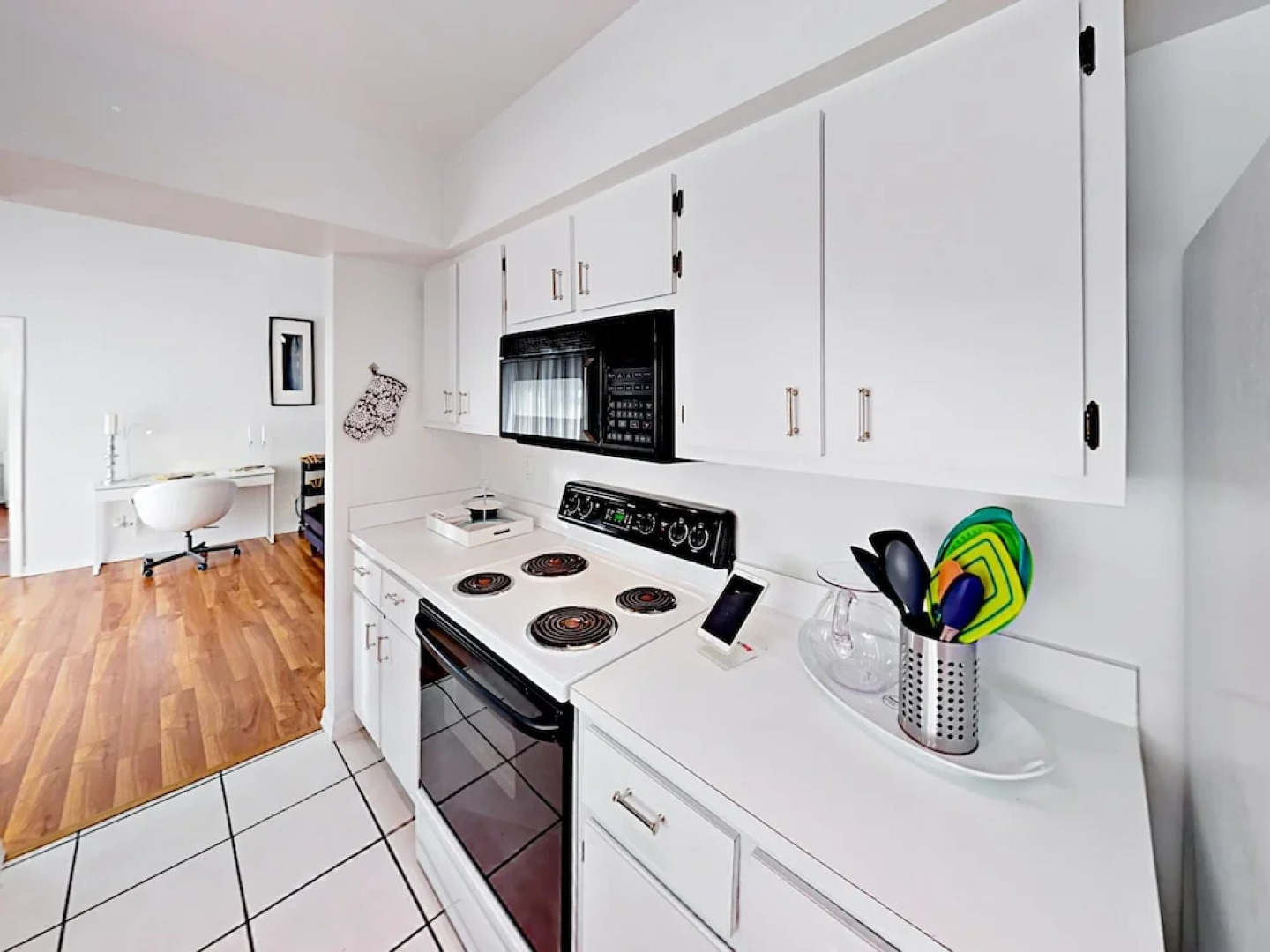 17296 Plantation Dr Home 3 Bedrooms 2 Bathrooms Home