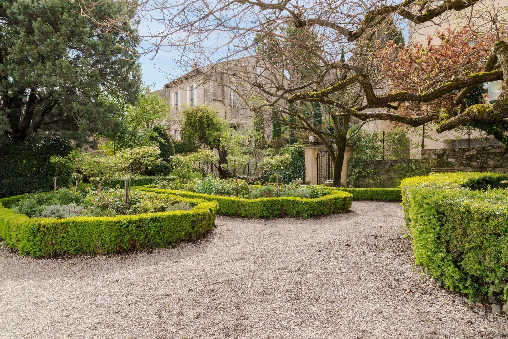 Hostellerie Le Beffroi
