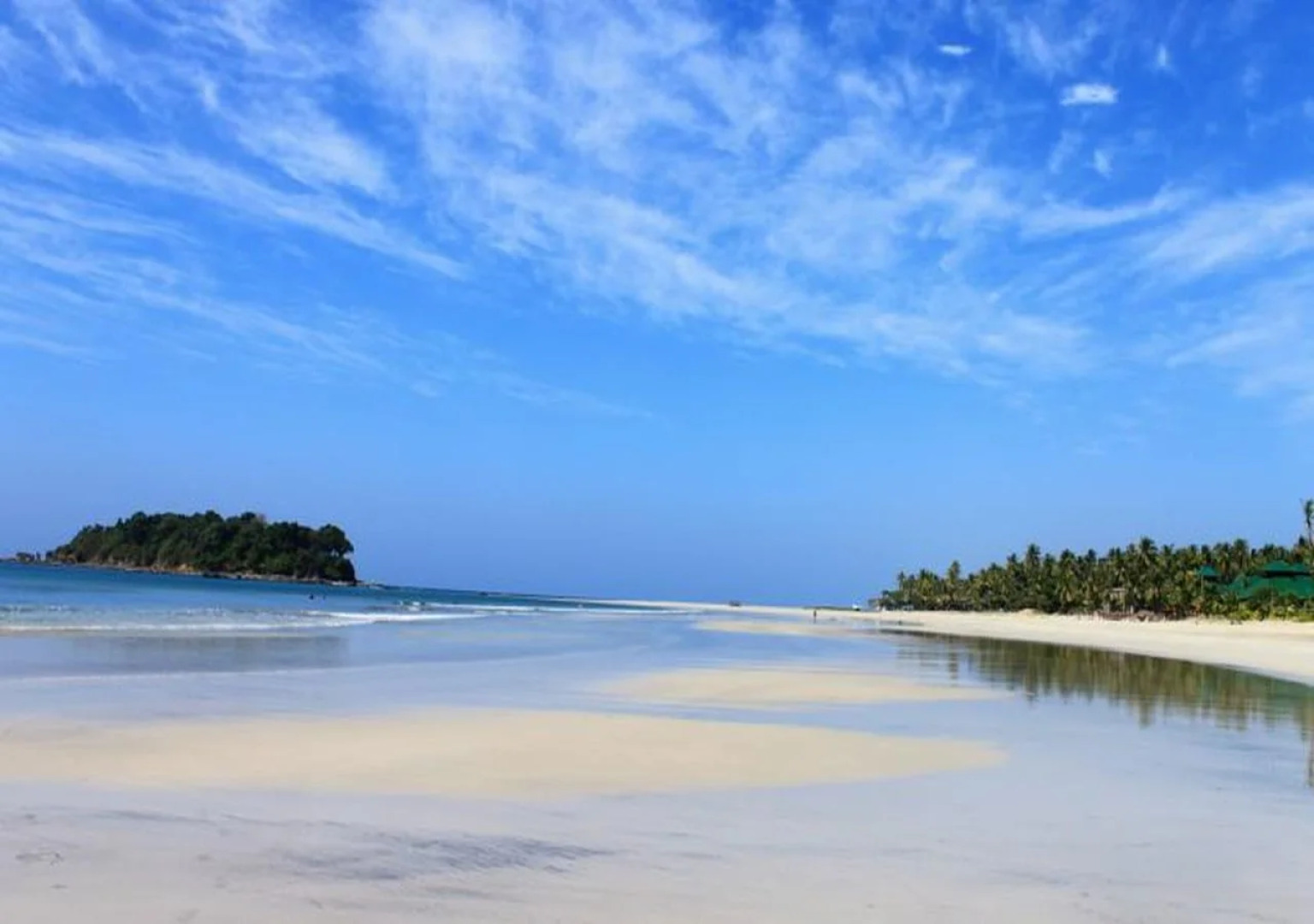 鲁克赛尔豪华酒店(Luxer Deluxe Hotel)