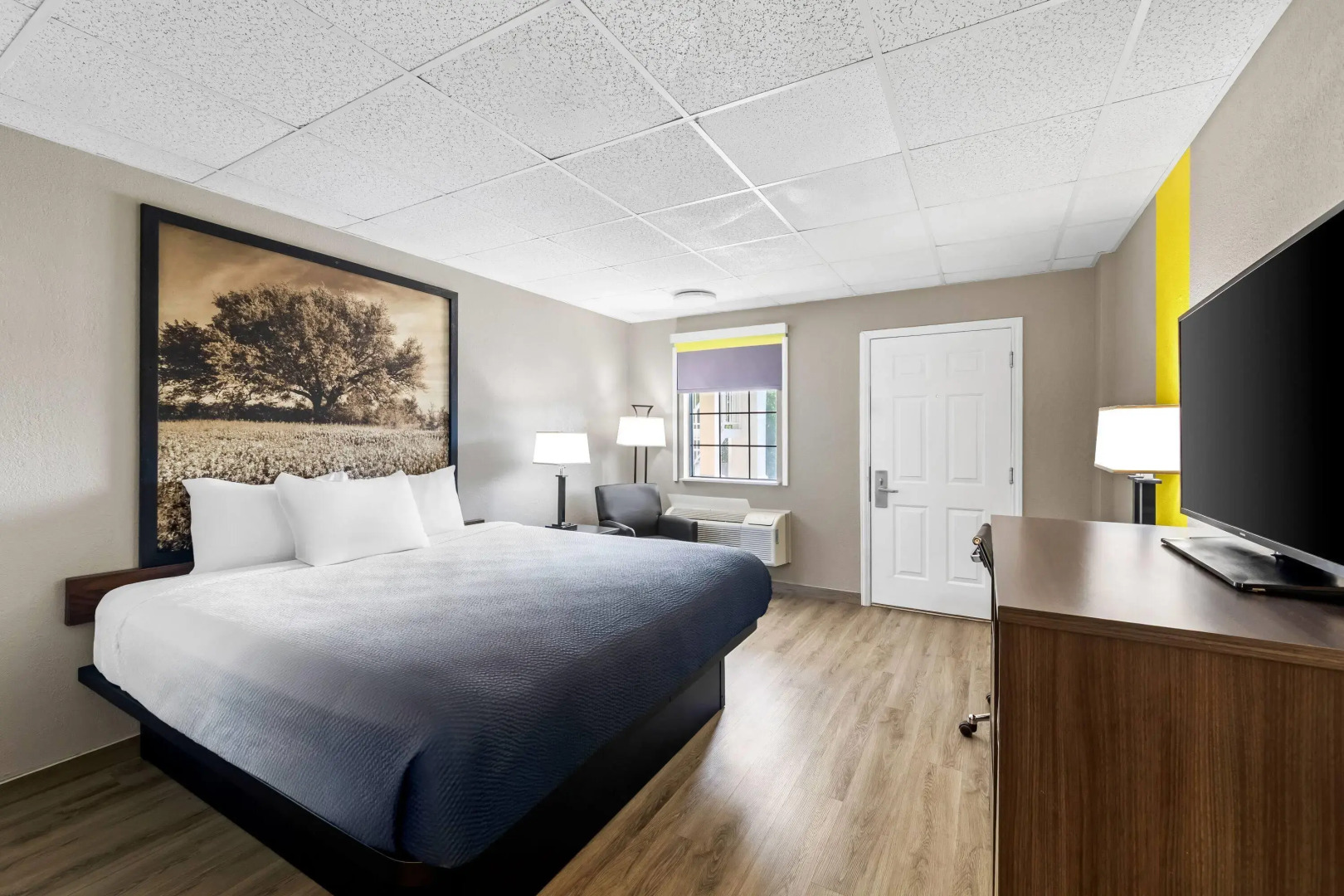 Super 8 by Wyndham Fredericksburg
