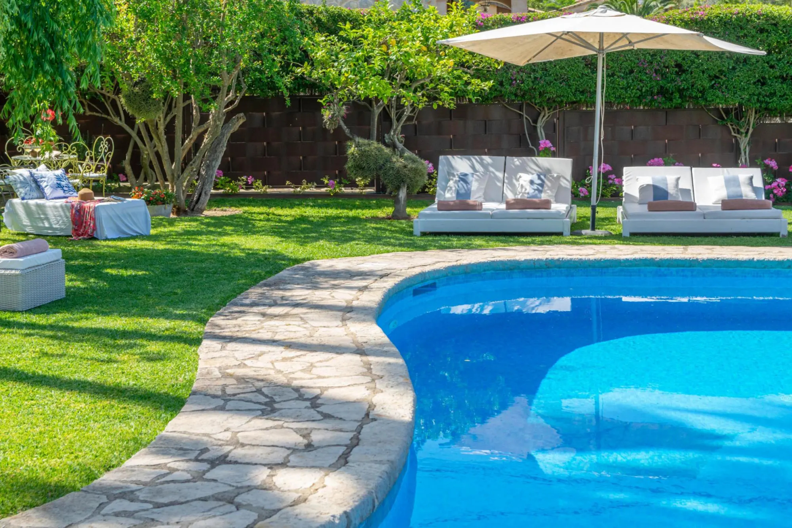 LA FONT (MANCOR) - Fabulous house with private pool at the foot of the mountains. Free WIFI.
