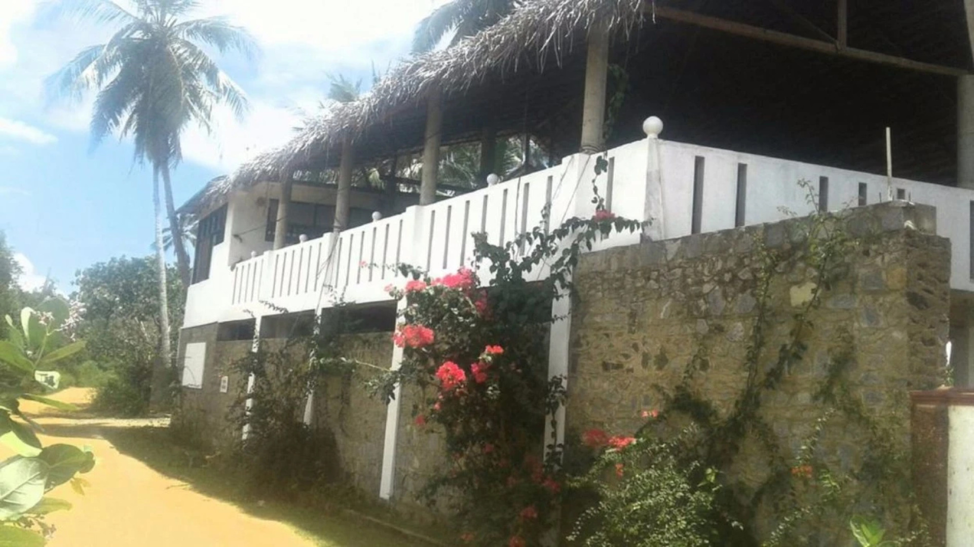 Nirvana Beach Boutique Hotel