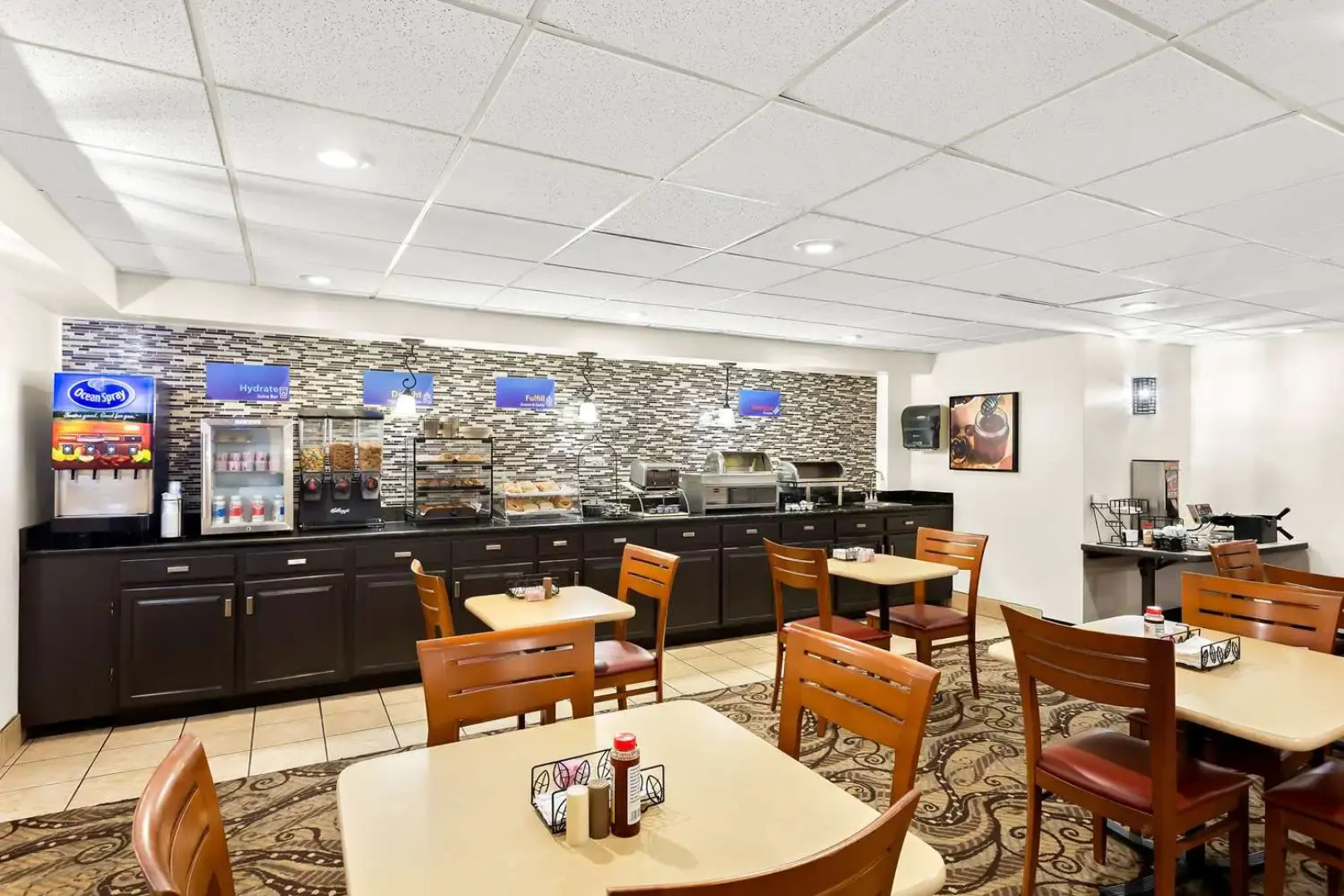 Best Western Huntington Mall Inn
