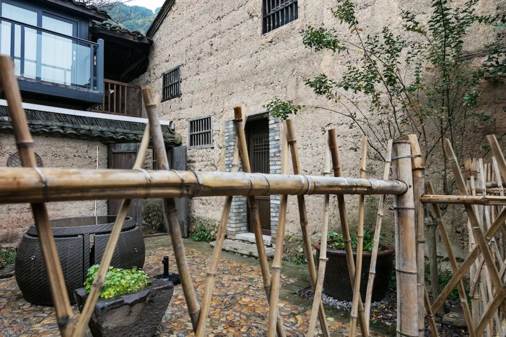 Xiananshan Village Hotel