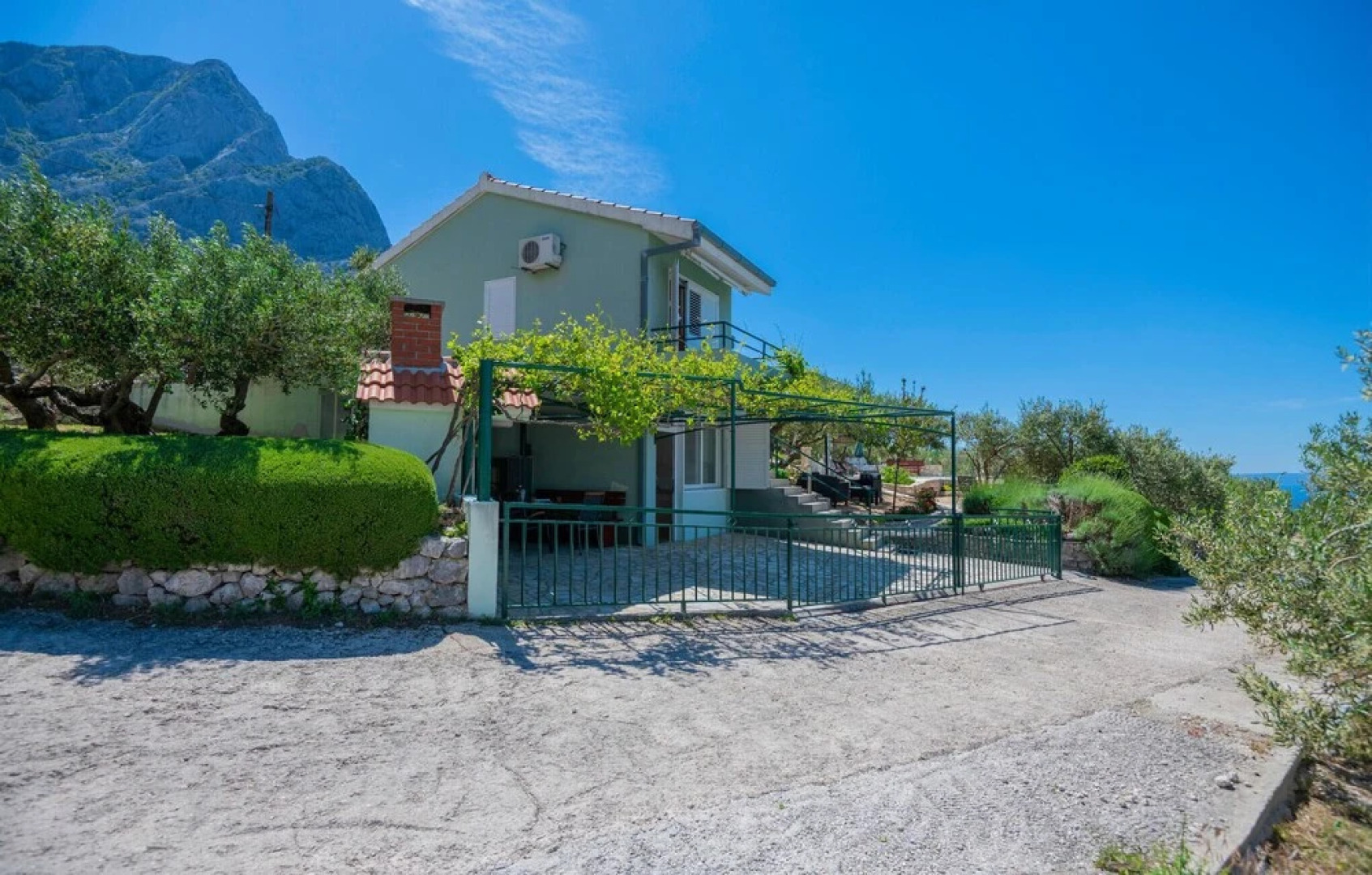 Stunning Home in Bast With Wifi and 1 Bedrooms