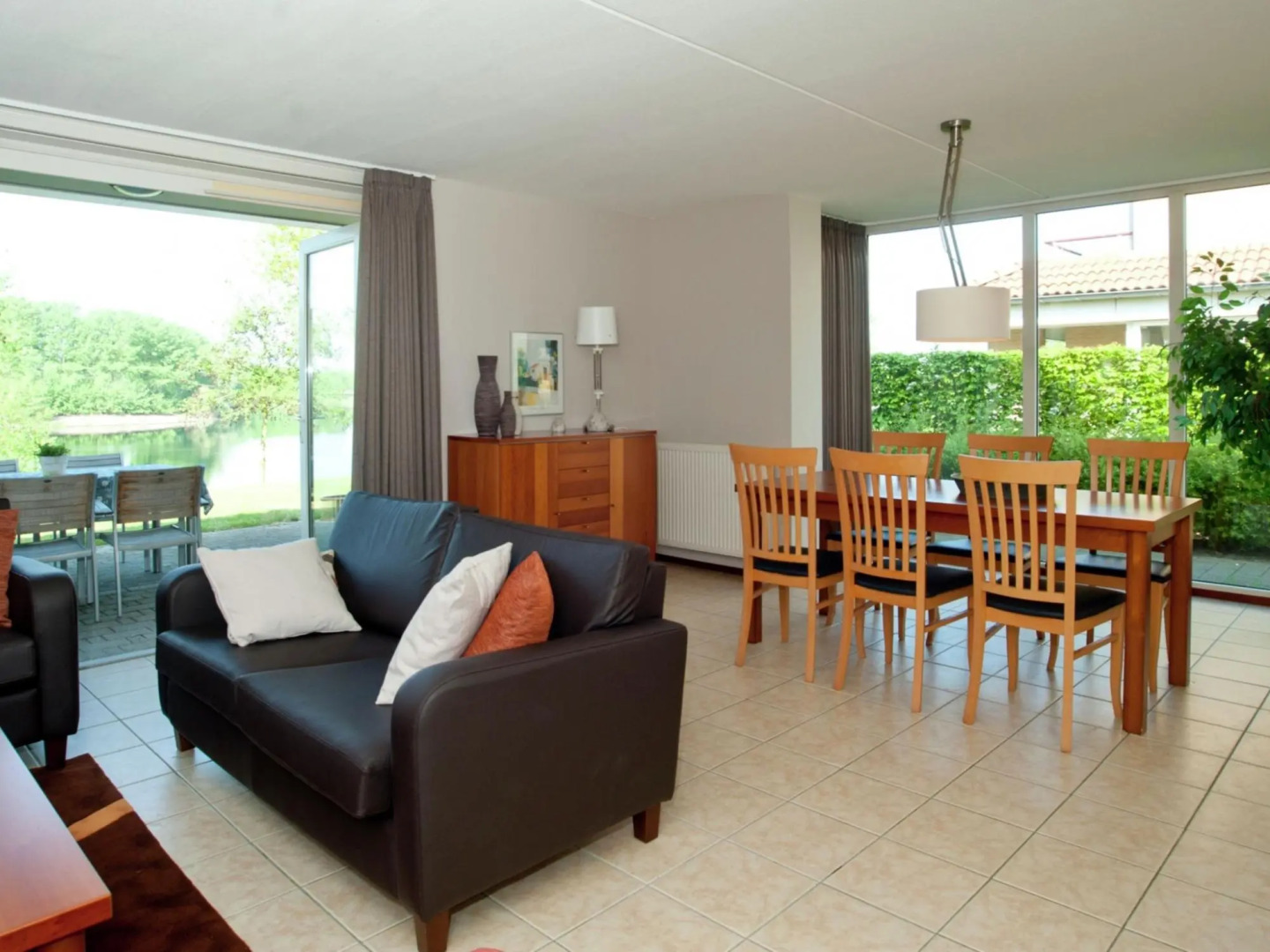 Villa in Maaspark With Lake Views