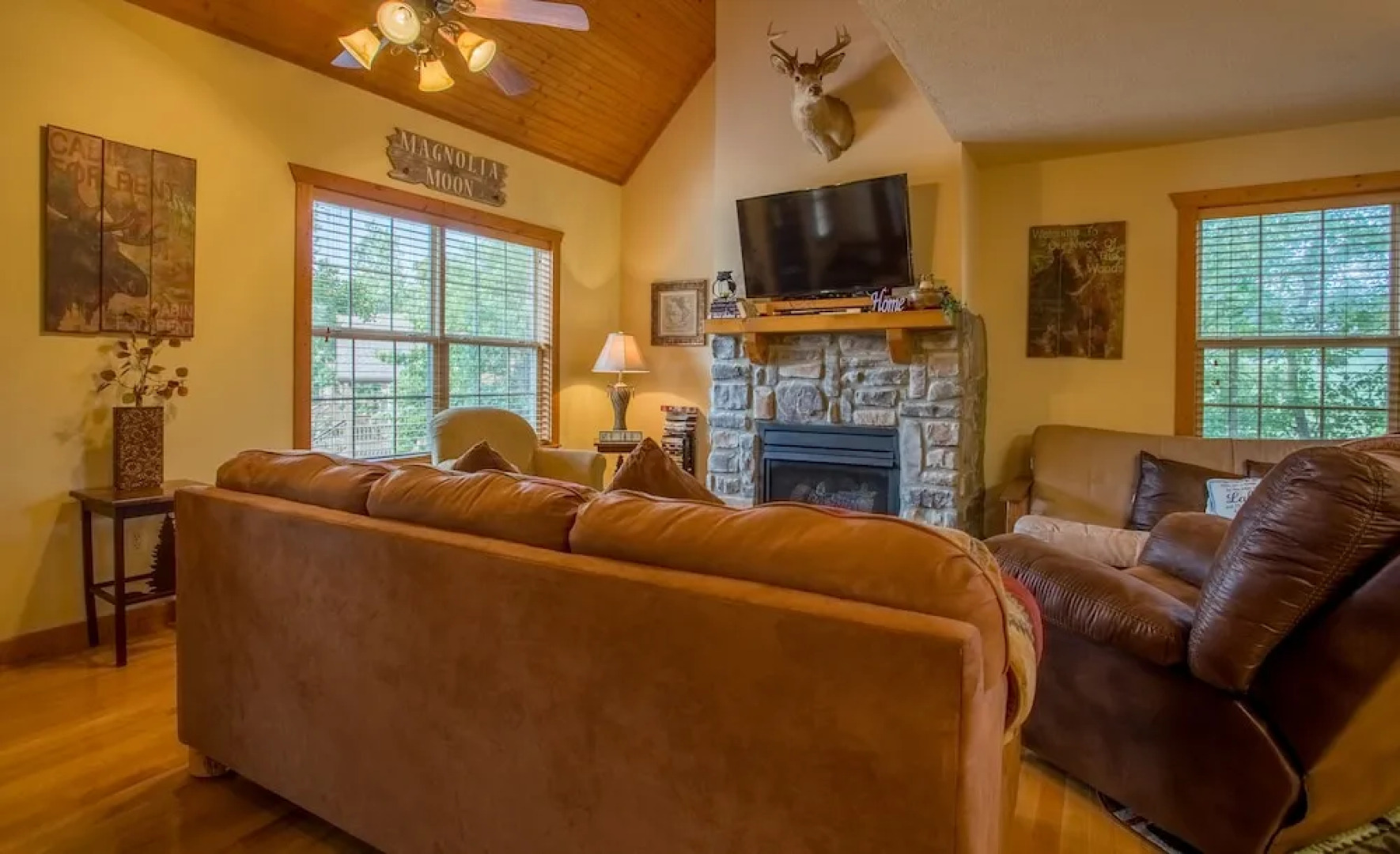 Magnolia Moon by RedAwning