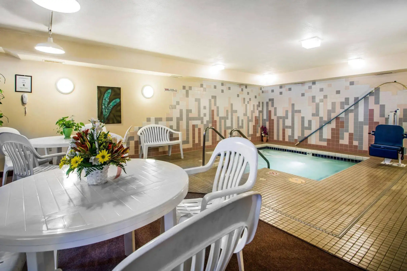 Econo Lodge La Crosse North