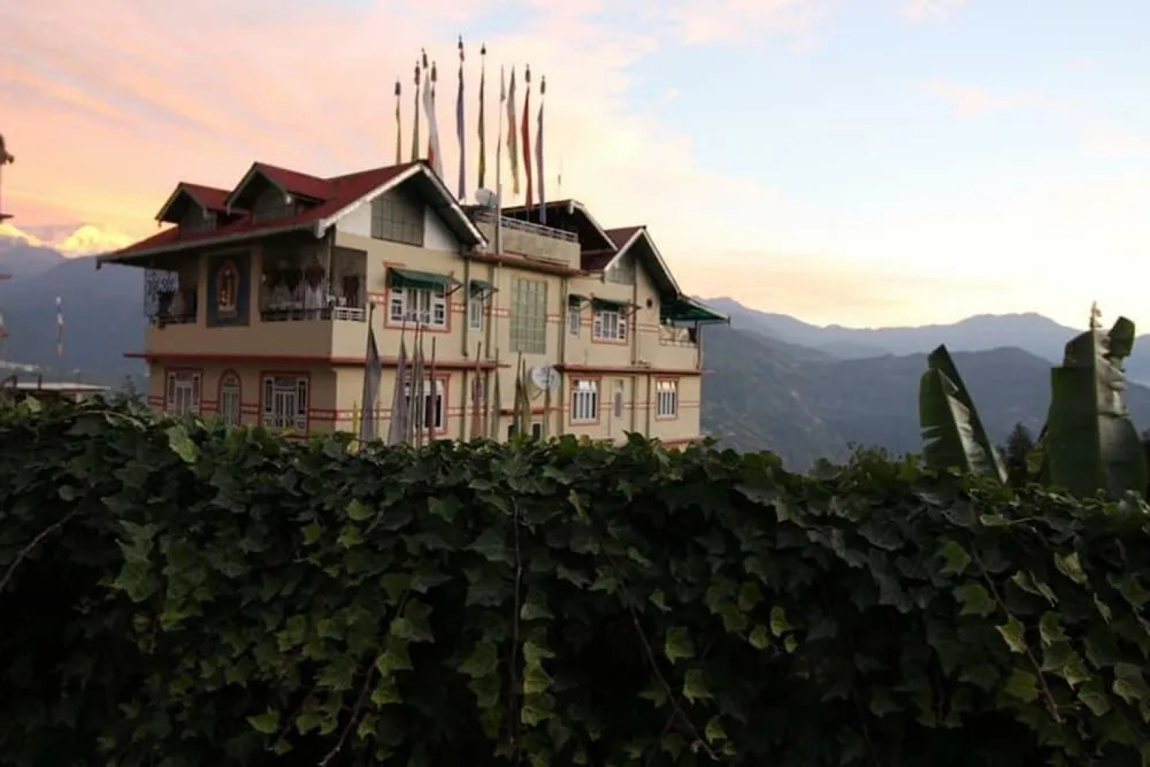 Hotel Rabdentse Residency