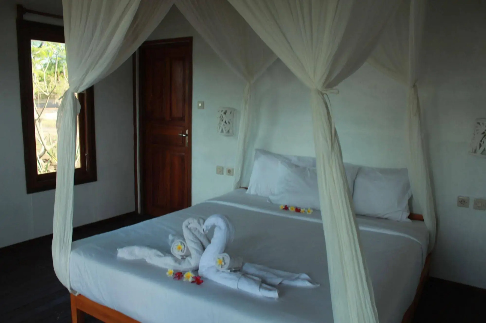 White Sandy Beach Menjangan