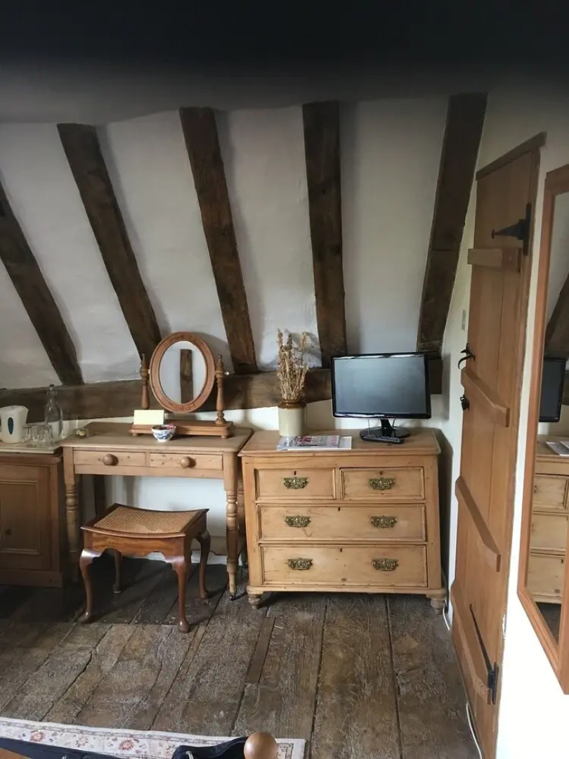 Bumble Cottage B&B