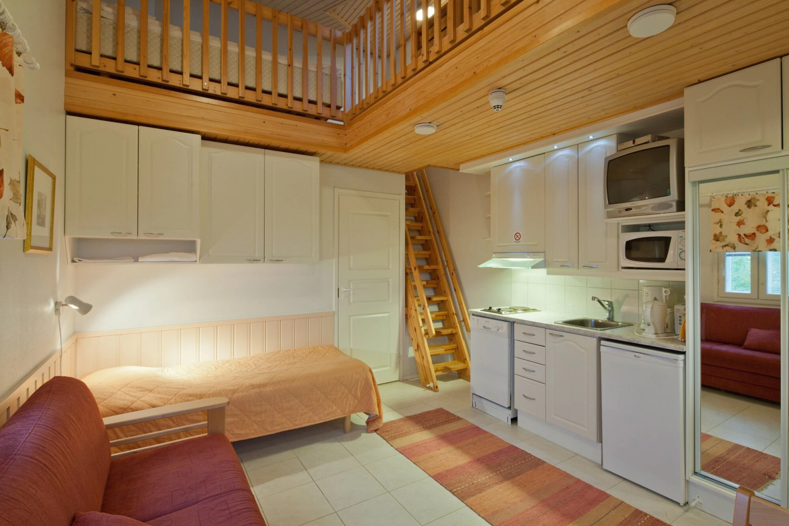 Lapland Hotels Sirkantähti