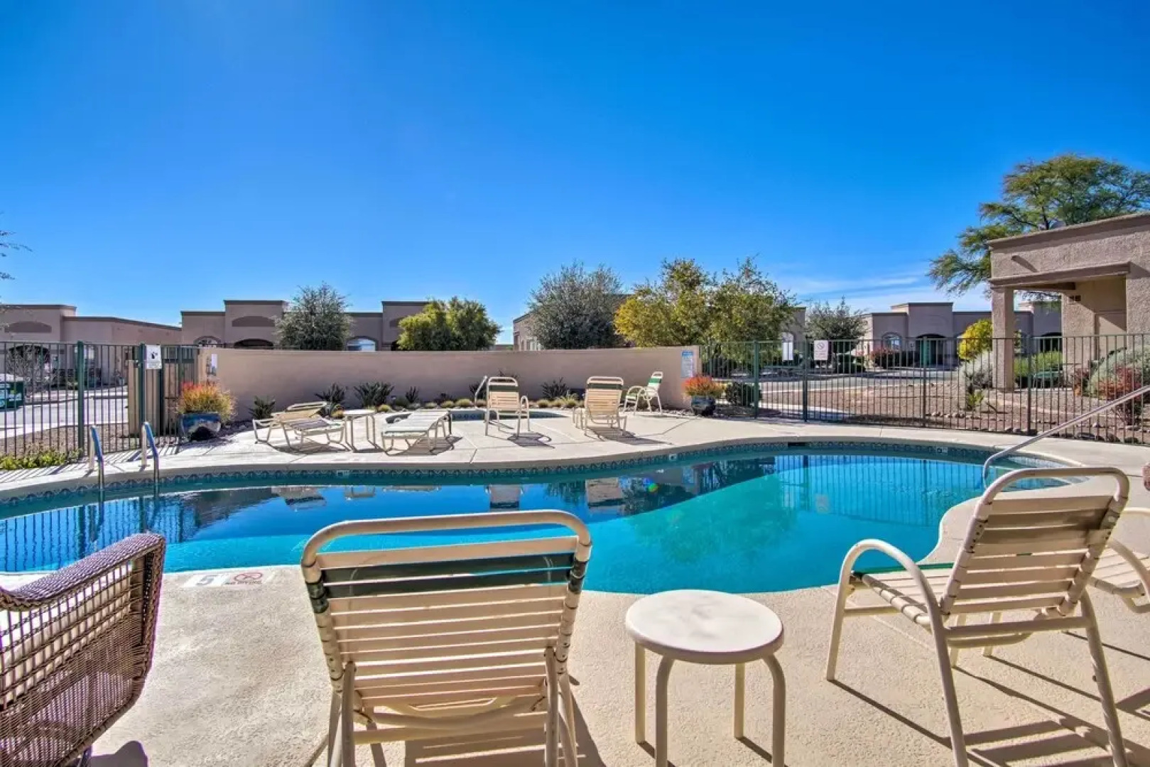 Green Valley Studio in 55+ Community!