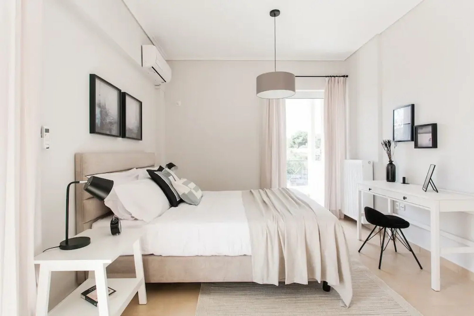 UPSTREET Superb & Comfy 2 BD Apt-Marousi