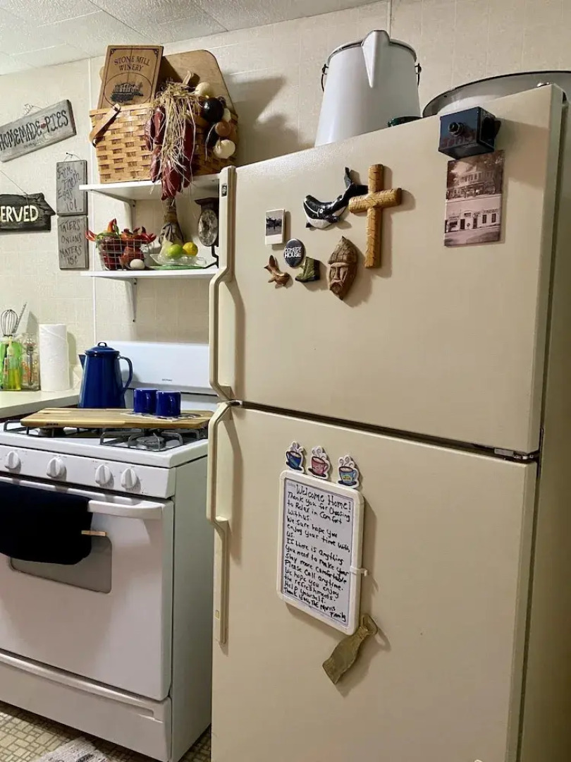 Charming Apartment in the Heart of Oshkosh