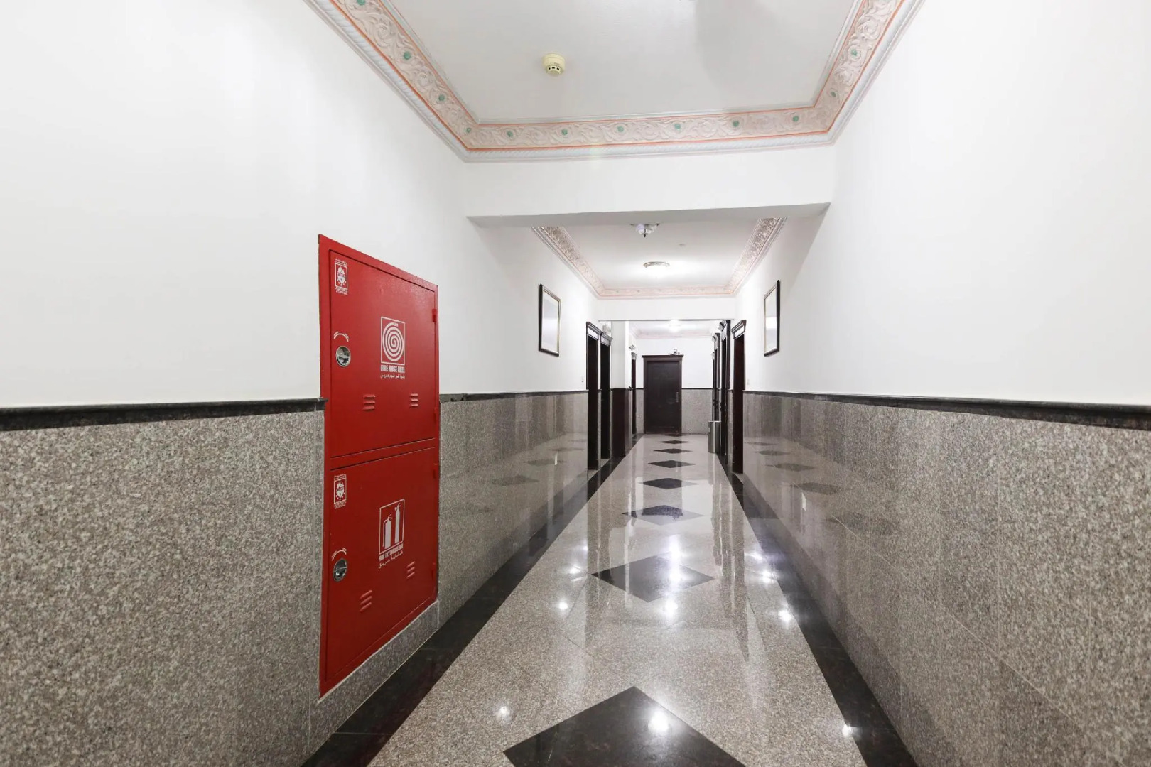 OYO 125 Manam Sohar Hotel Apartments