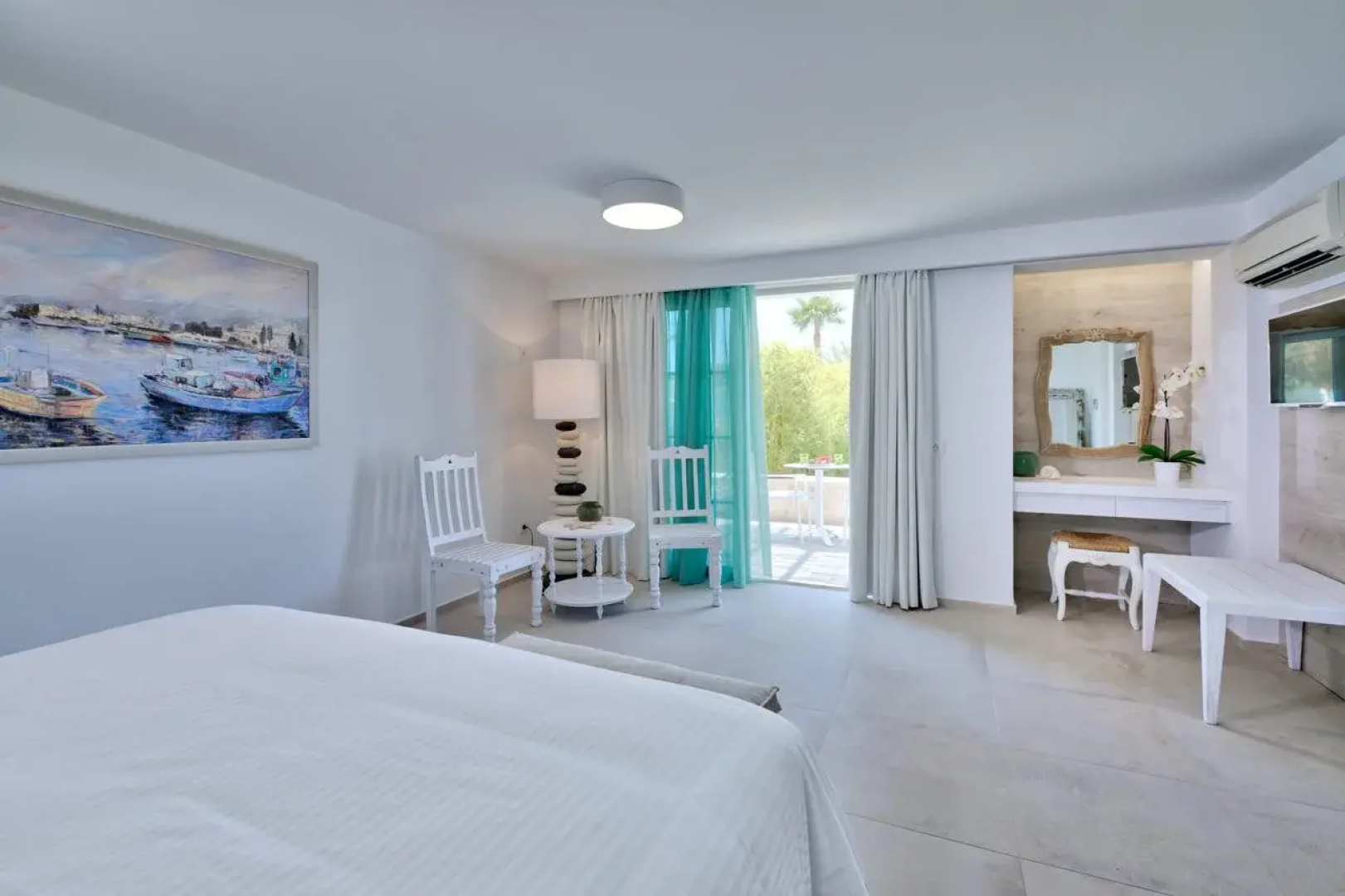White Pearls Luxury Suites - Adults Only