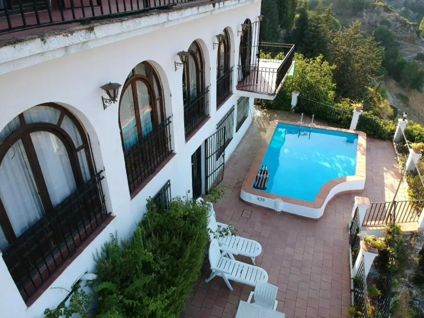 6 bedrooms chalet with private pool furnished terrace and wifi at Grazalema