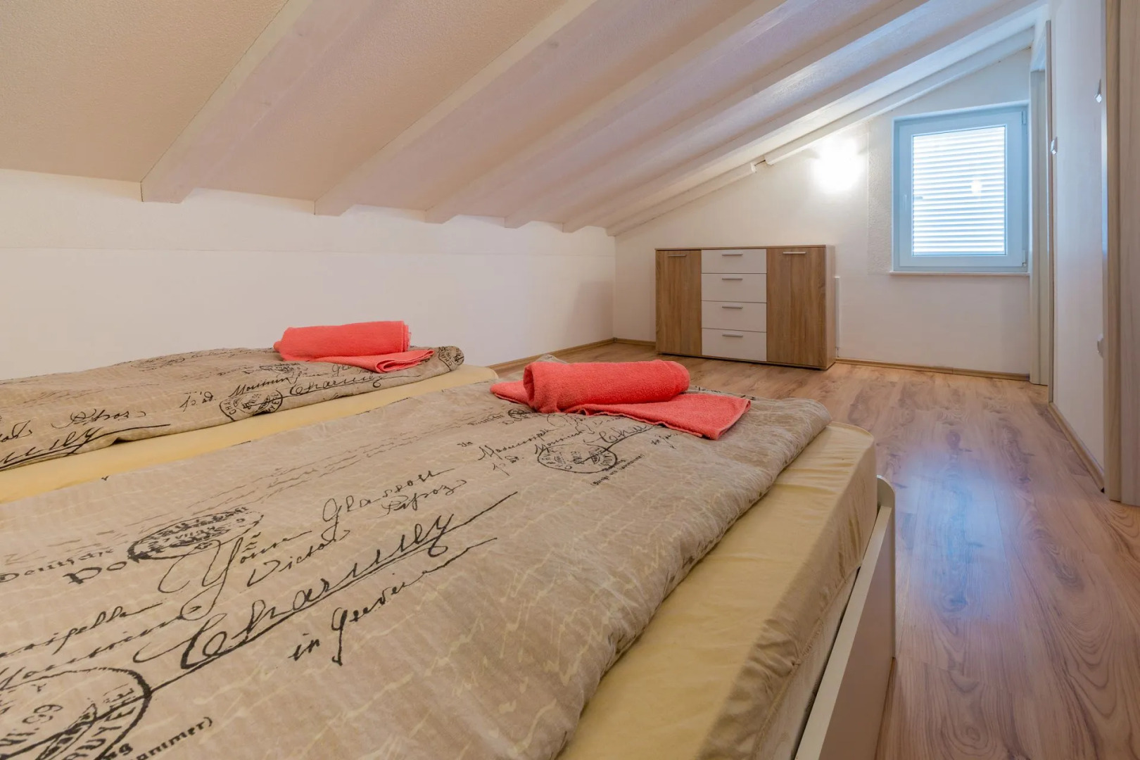 Apartment Tomica - open pool: A4 dvoetažni Novi Vinodolski, Riviera Crikvenica