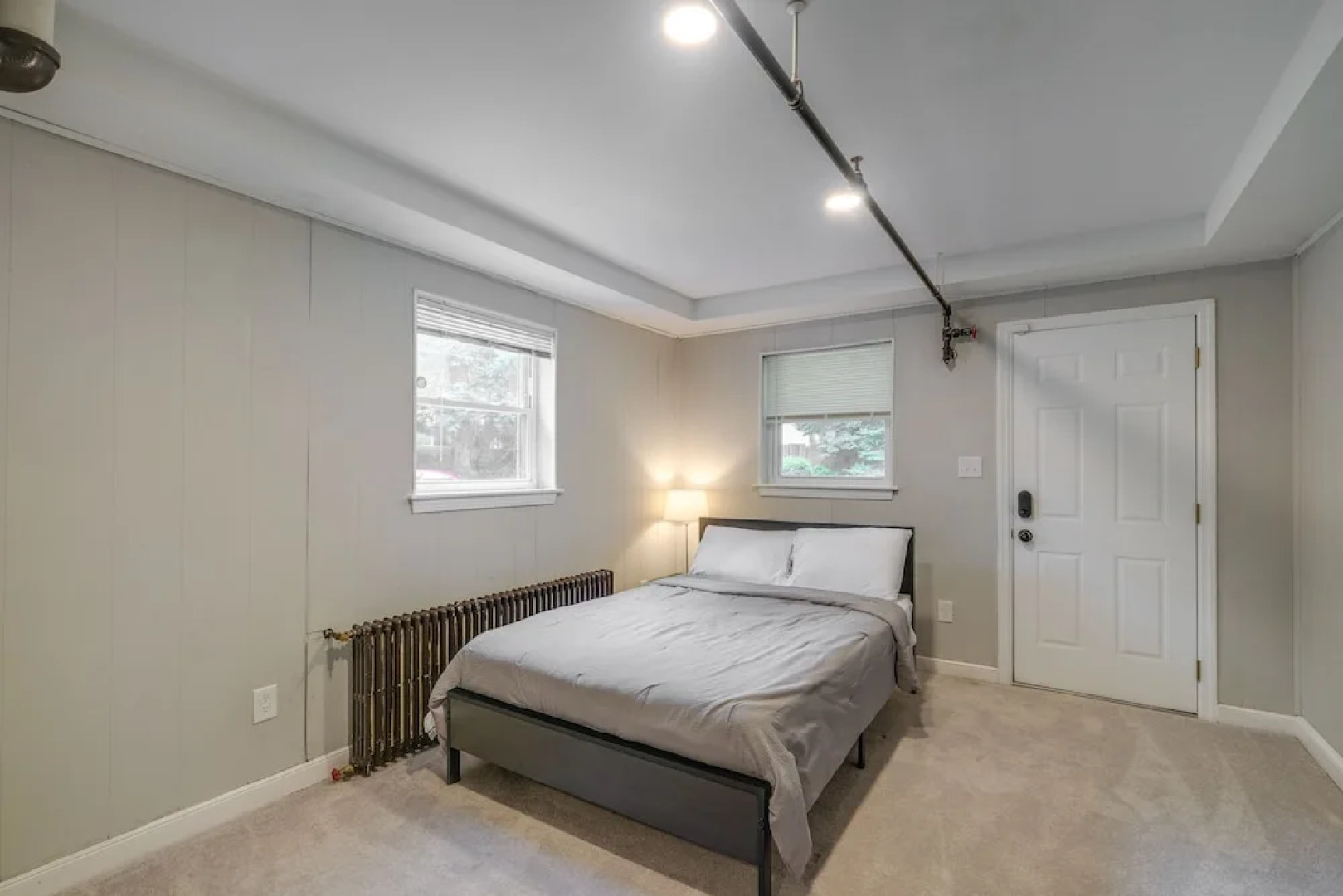 Washington, DC, Area Apartment < 2 Mi to Subway!