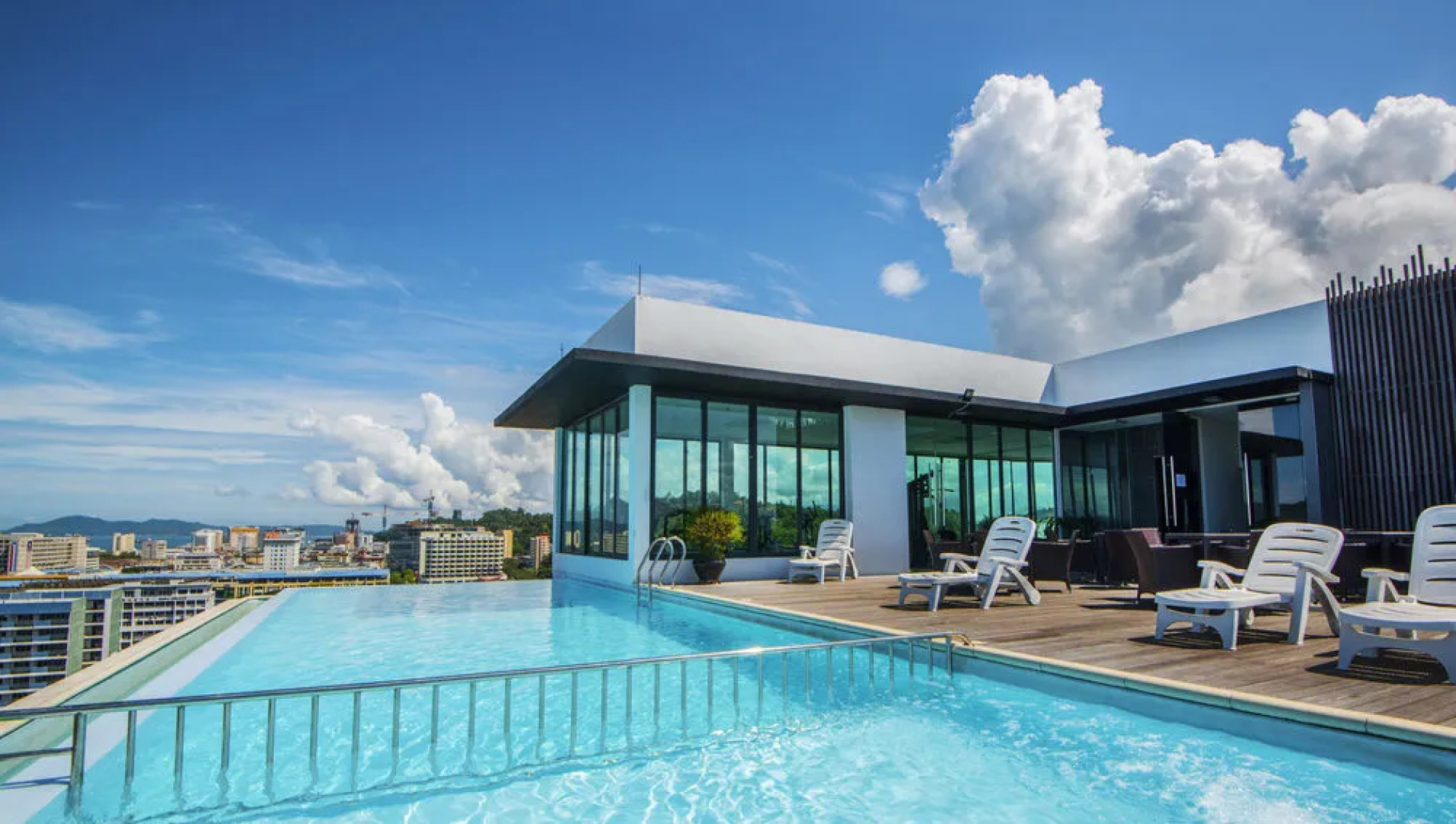 Borneo Vista Suites by BV Hotel