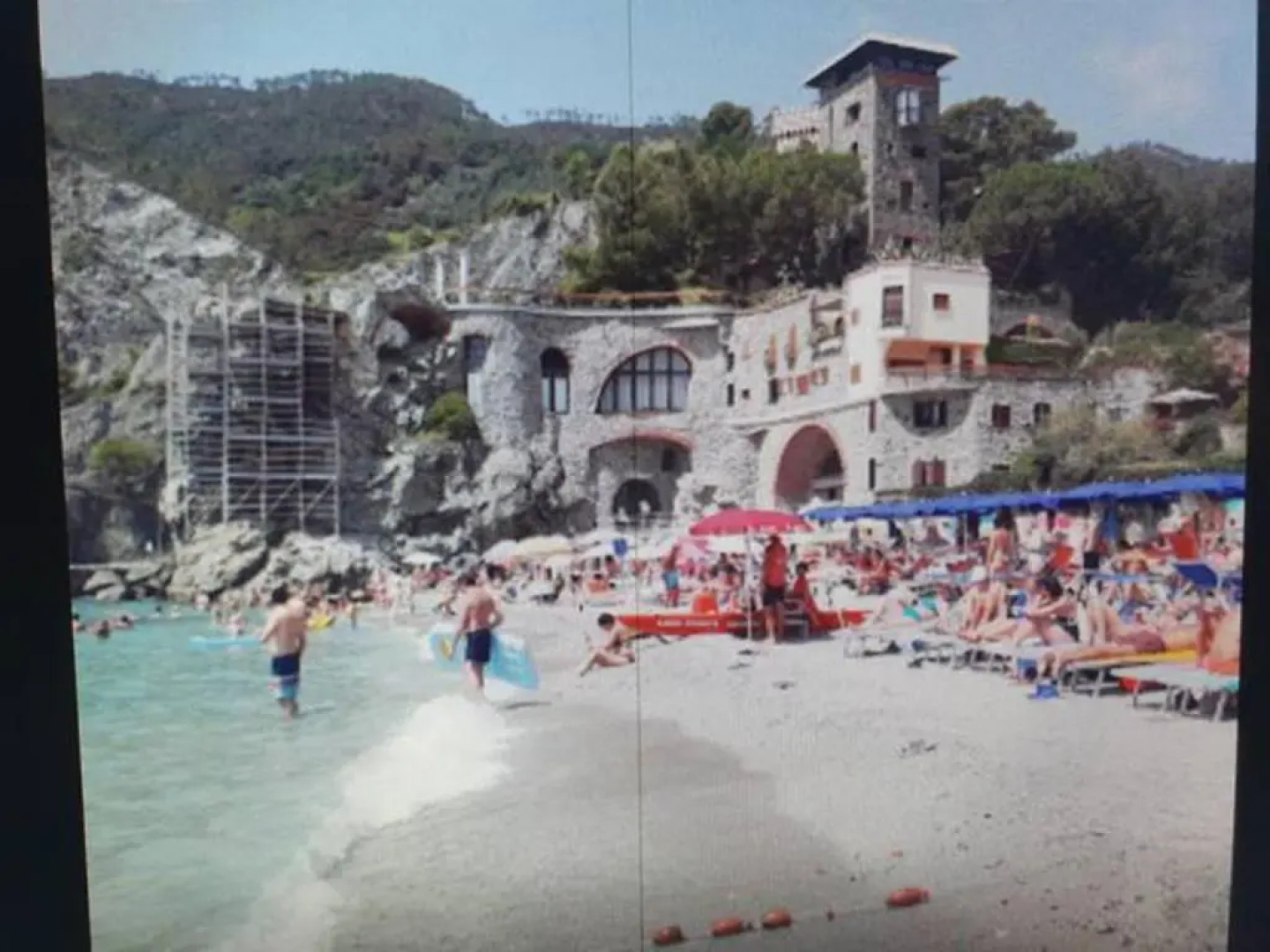 Executive 2 Splitted Flats H5T 3Bedrooms & Balcony Sea View