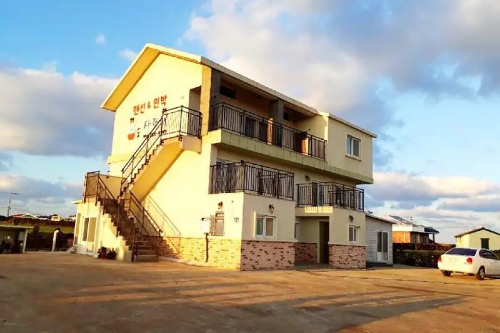 Udo Sarangchae Pension