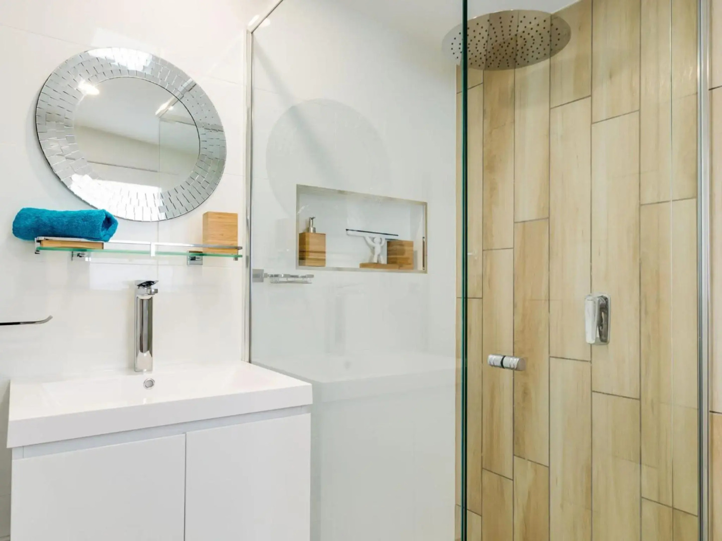 Nautilus at Hyams 4pm Check Out Sundays